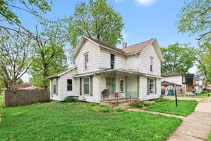 126 E South St, Vicksburg, MI 49097 - Photo 3