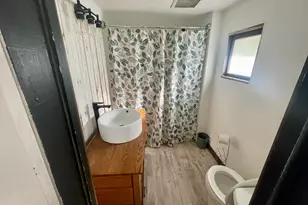 126 E South St, Vicksburg, MI 49097 - Photo 15