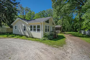 121 E Michigan St, New Buffalo, MI 49117 - Photo 3