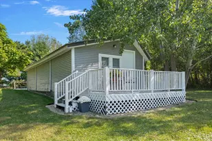 19196 Cleveland Ave, Galien, MI 49113 - Photo 9