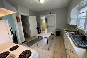 340 S Eagle St, Marshall, MI 49068 - Photo 9