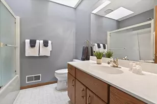 3434 N M 63, Benton Harbor, MI 49022 - Photo 15