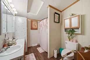 953 Savannah River Dr, Adrian, MI 49221 - Photo 9
