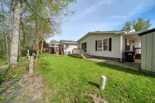 953 Savannah River Dr, Adrian, MI 49221 - Photo 27