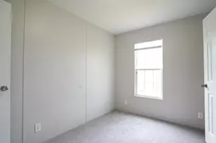 1906 Hawk Dr, Kalamazoo, MI 49008 - Photo 17