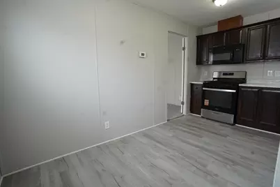 1906 Hawk Drive, Kalamazoo, MI 49008 - Photo 7