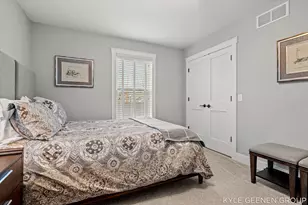 140 W 10th St, Holland, MI 49423 - Photo 39