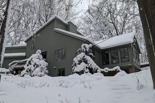 3875 Riverbend Dr SW, Grand Rapids, MI 49534 - Photo 47