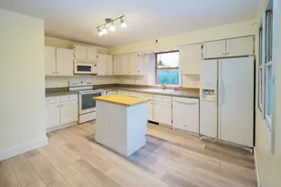 923 Bell Ave, New Buffalo, MI 49117 - Photo 7