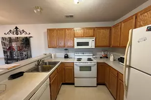 5835 Crosswinds Dr, Norton Shores, MI 49444 - Photo 3