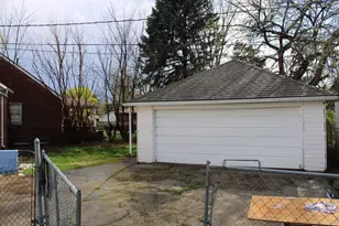8045 Appoline St, Detroit, MI 48228 - Photo 39