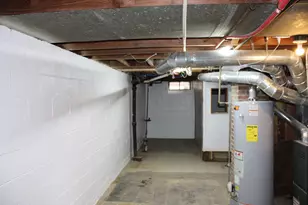 8045 Appoline St, Detroit, MI 48228 - Photo 25