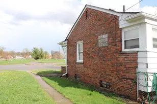 8045 Appoline St, Detroit, MI 48228 - Photo 35