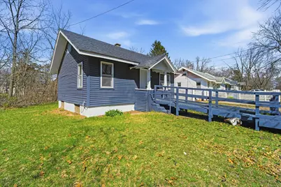 104 W Roosevelt Avenue, Battle Creek, MI 49037 - Photo 3