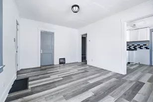 104 W Roosevelt Ave, Battle Creek, MI 49037 - Photo 7