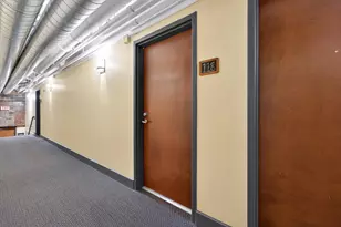 600 Broadway Ave NW, Grand Rapids, MI 49504 - Photo 17