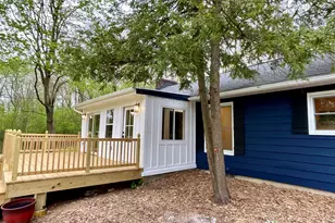2737 Meadowvale Dr SE, Grand Rapids, MI 49506 - Photo 5