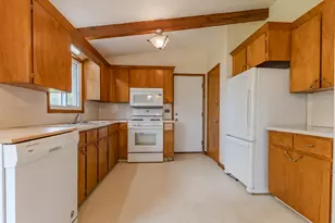 4658 3 Mile Rd NW, Grand Rapids, MI 49534 - Photo 7