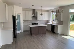 7870 Woodhurst Dr NE, Rockford, MI 49341 - Photo 7