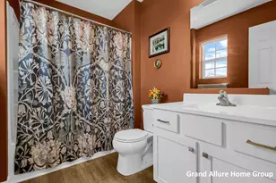 135 Brynwood Ave, Holland, MI 49423 - Photo 15