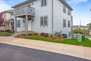 211 Garden Terrace, Douglas, MI 49406 - Photo 3