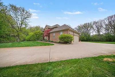 5559 Creekview Drive, Ann Arbor, MI 48108 - Photo 3