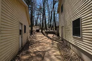 838 Fremont St, Newaygo, MI 49337 - Photo 11