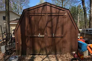838 Fremont St, Newaygo, MI 49337 - Photo 13