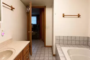 838 Fremont St, Newaygo, MI 49337 - Photo 25