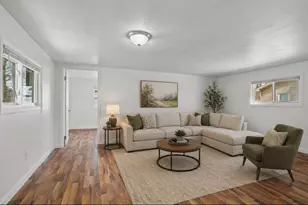 735 Bright Water Dr, Coldwater, MI 49036 - Photo 5