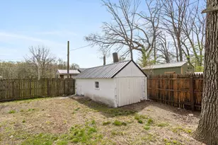 735 Bright Water Dr, Coldwater, MI 49036 - Photo 17