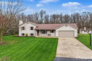 8591 Fowler Ct NE, Rockford, MI 49341 - Photo 3