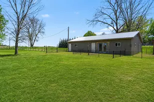 52290 Townhall Rd, Dowagiac, MI 49047 - Photo 3