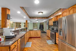 8462 Loveless Dr, Howard City, MI 49329 - Photo 9