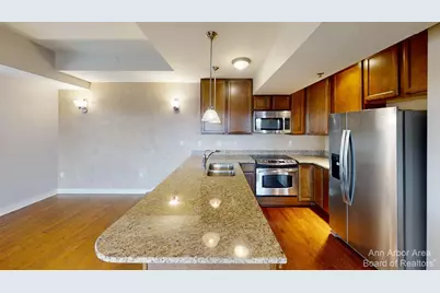 111 N Ashley Street #901, Ann Arbor, MI 48104 - Photo 13