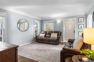1840 Hampton Rd, Grosse Pointe Woods, MI 48236 - Photo 7