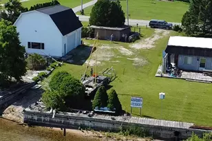 4472 Crescent Beach Rd, Onekama, MI 49675 - Photo 9