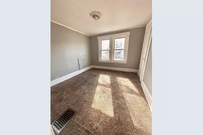 76 E Avenue N, Battle Creek, MI 49017 - Photo 9