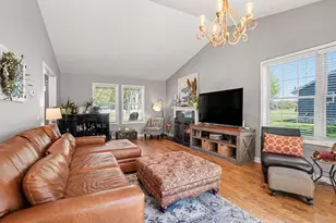 9466 Riverbend Dr, South Haven, MI 49090 - Photo 5