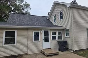 207 N State St, Gobles, MI 49055 - Photo 29