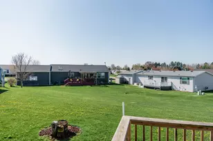 712 Peach Ln, Fremont, MI 49412 - Photo 21