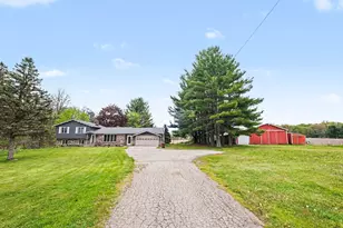 11400 Tefft Ave NE, Rockford, MI 49341 - Photo 3