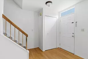 3273 Bolgos Cir, Ann Arbor, MI 48105 - Photo 5