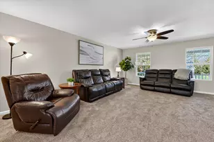 86 Fox Meadows Ct, Howell, MI 48843 - Photo 11