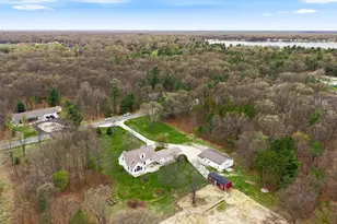 360 Chatterson Rd, Muskegon, MI 49442 - Photo 3