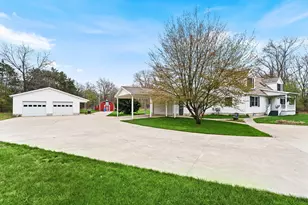 360 Chatterson Rd, Muskegon, MI 49442 - Photo 3