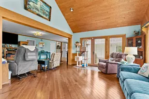 360 Chatterson Rd, Muskegon, MI 49442 - Photo 13
