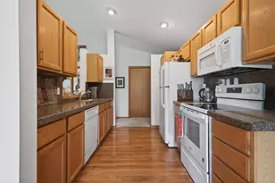 11976 Willow Wood N, Holland, MI 49424 - Photo 7