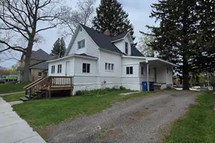 210 E Church St, Hart, MI 49420 - Photo 3