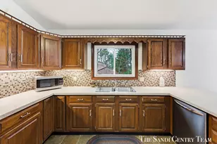 15967 Ryan Dr, Holland, MI 49424 - Photo 21